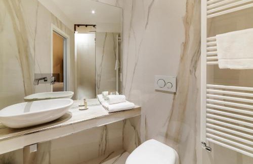 Rione VIII Sant'Eustachio Apartment | Pantheon Hedonism