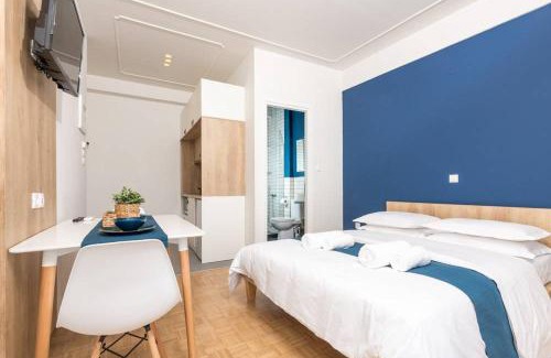 Komotini Apartment | Pantheon square view 3