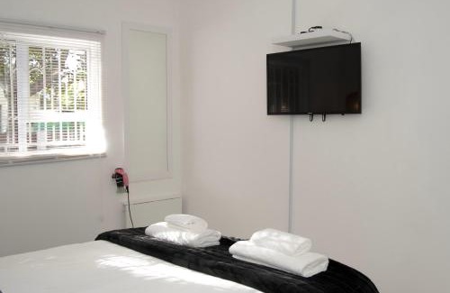 Milnerton Apartment | Panthera Cottage Milnerton