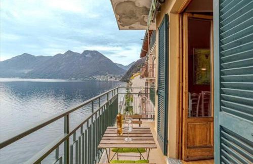 Colonno Apartment | Paolo's Home - overlooking the Lake