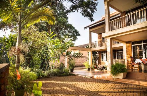 Kireka Bed & Breakfast | Papaya Holiday Home