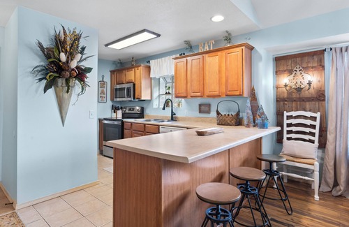 Branson West Condo | Par 7 Penthouse at StoneBridge Resort