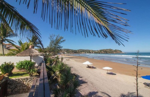 Manguinhos House | Paraíso Pé na Areia de Geribá com Cinco Suítes Por Luxury Rentals