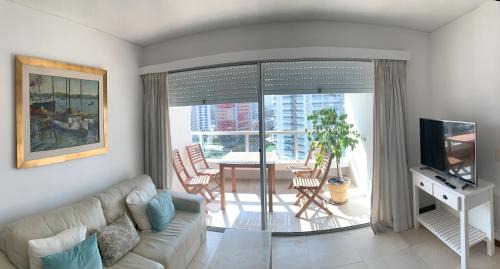 San Rafael Apartment | Parada 4 Brava 1ra Linea playa - Todos los servicios - Edificio Estrella de Mar