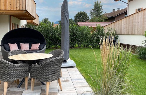 Bad Wiessee Apartment | PARADIES vacation apartment on Lake Tegernsee (5* stars DTV)