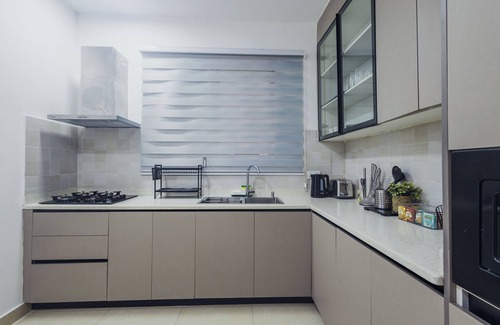 Sekondi-Takoradi Apartment | PARADISE 1: Stylish 3BR with premium finishes, custom décor & stunning views