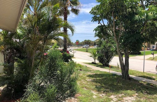 Indialantic House | Paradise Beach House -1 min walk to Ocean!