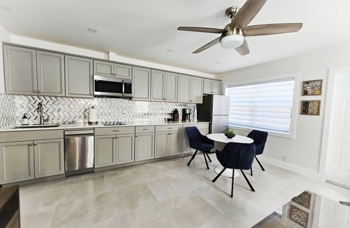 Pompano Beach House | PARADISE BEACH VILLA