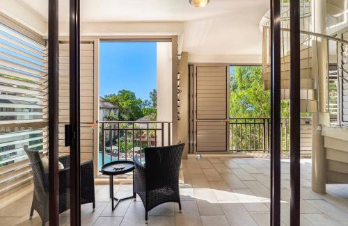 Palm Cove Apartment | Paradise Bound - A Rooftop Resort Retreat