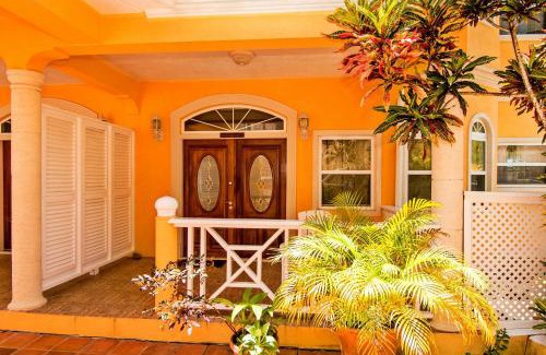 Bonne Terre Apartment | Paradise Cove