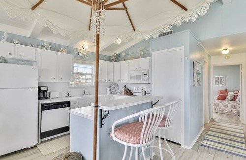 Spanish Grant House | Paradise Found by Ryson Vacation Rentals