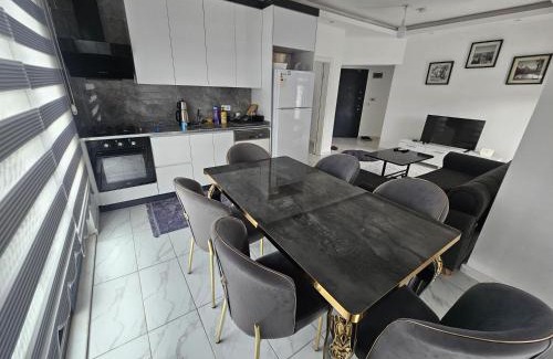 Side Apartment | Paradise Garden sitesi 3 oda havuzlu eşyalı daire kişi fiyatı değil oda fiyatı