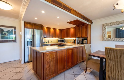 Kaanapali Resort | Paradise in Kaanapal at Black Rock 3Kn 1Qn bed see Maui updates.