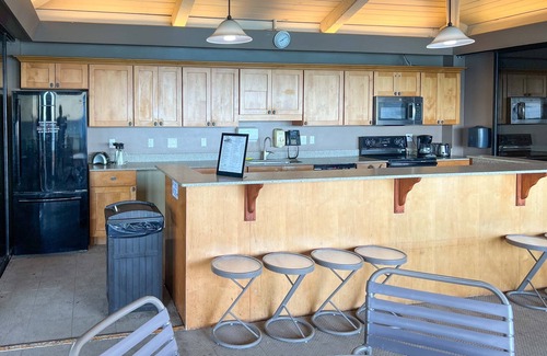 Kaanapali Resort | Paradise in Kaanapal at Black Rock 3Kn 1Qn bed see Maui updates.