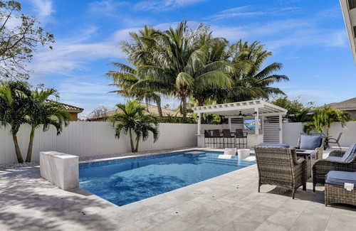Homestead House | ~Paradise In The Sun~ Homestead Pool Home