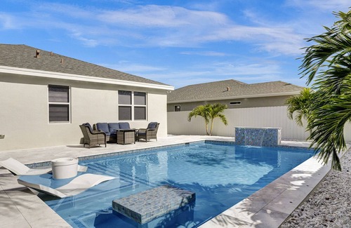 Homestead House | ~Paradise In The Sun~ Homestead Pool Home