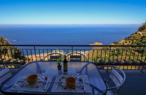 Porto Moniz Apartment | Paradise Ocean View By Analodges