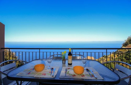 Porto Moniz Apartment | Paradise Ocean View By Analodges