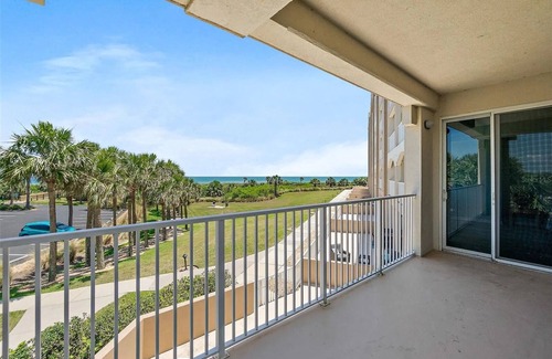 Palm Coast Condo | Paradise, Oceanfront Palm Coast! LBTR 37571