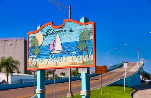 South Island Condo | Paradise on Fort Myers Beach! Waterside 2-233