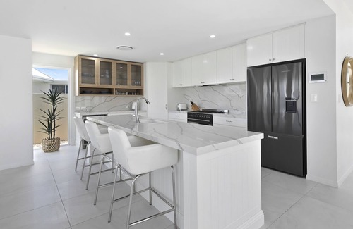 Banksia Beach House | PARADISE ON NORTH! LUXURIOUS CANAL HOLIDAY HOME