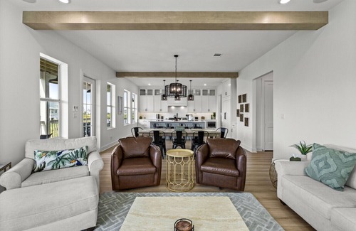 Red Fish Cove Apartment | Paradise Palms, Modern Island Vibe, Beach Views