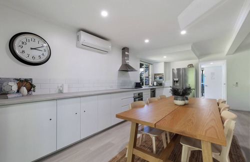 Noosaville Apartment | Paradise Palms: Noosa Resort Gem