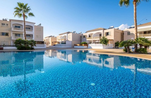 Mandria Apartment | Paradise Palms Residence by Nomads