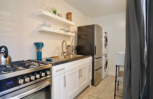 Rosendal Apartment | Paradise Palms Studio w/pool OCEAN VIEWS! Generator!