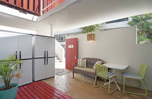 Rosendal Apartment | Paradise Palms Studio w/pool OCEAN VIEWS! Generator!