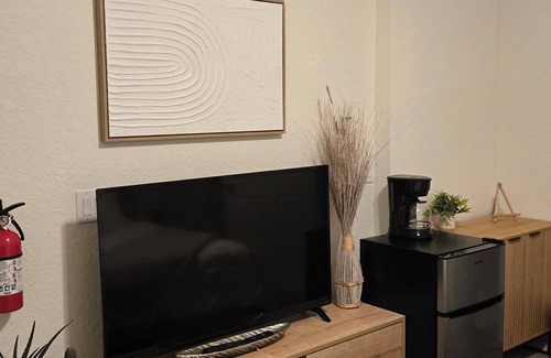 Davenport Resort | Paradise Room Resort Suite room near Disney and other interest places of Florida