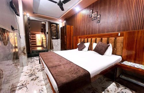 Vrindavan Villa | PARADISE VILLA "Lord Krishna's Inn"