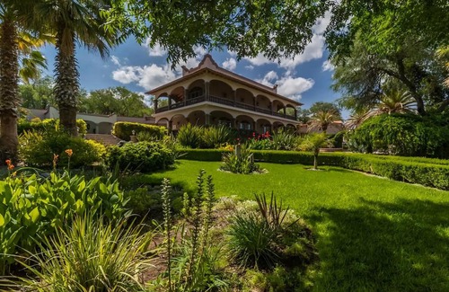 San Miguel de Allende House | Paradisiaca Casa Las Palmas con Alberca Climatizada 5 suites