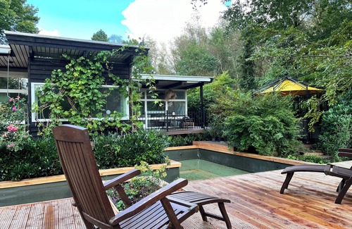 Worpswede House | PARADISO WORPSWEDE - pure relaxation at the water lily pond for up to 8 people