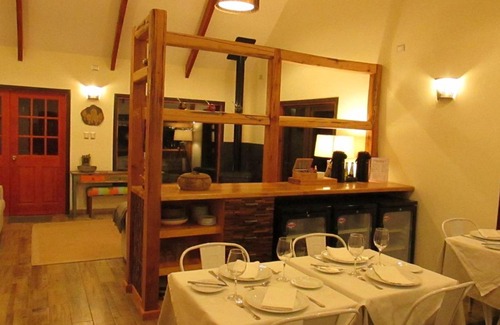 Puerto Bertrand Cabin | Parador Loberias del Sur Puerto Bertrand