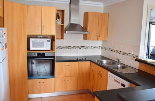 South West Rocks Apartment | Paragon Apartment 8 - walk to the beach