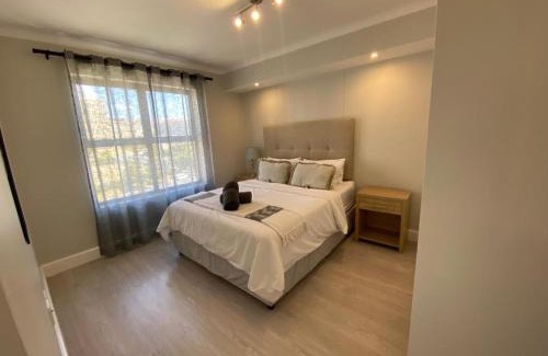 Observatory Apartment | Paragon Domain Light and Airy Stylishly Decorated