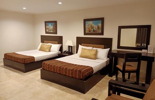 Ermita Hotel | Paragon Tower Hotel