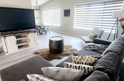 Winnipeg House | Paraiso Pool Houze