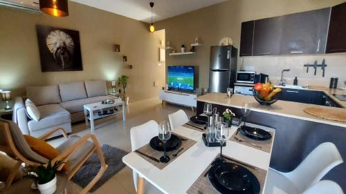 Tersefanou Apartment | Paramount Gardens Resorts C202