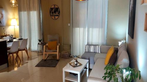 Tersefanou Apartment | Paramount Gardens Resorts C202