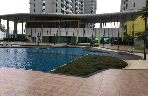 Taman Saujana House | Parc Regency Serviced Apartment D-10-19