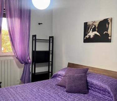 Massa Marittima Apartment | Parcheggio privato - Moderno e luminoso APT per 6 nel cuore di Massa Marittima