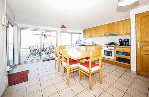Suresnes Villa | Paris Bella Vista With Panoramic View On Paris City And Eiffel Tower
