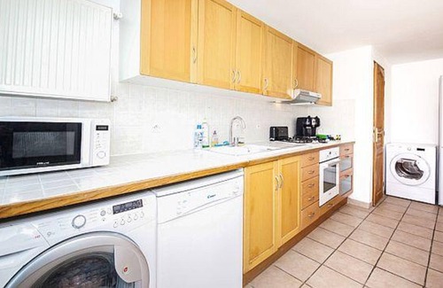 Suresnes Villa | Paris Bella Vista With Panoramic View On Paris City And Eiffel Tower