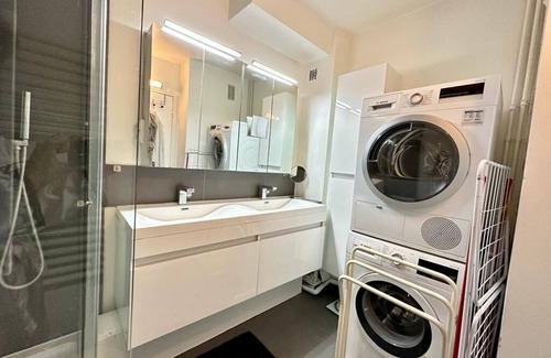 Quartier de la Roquette Apartment | Paris Centre .appartement Familial Calme et Ensoleillé