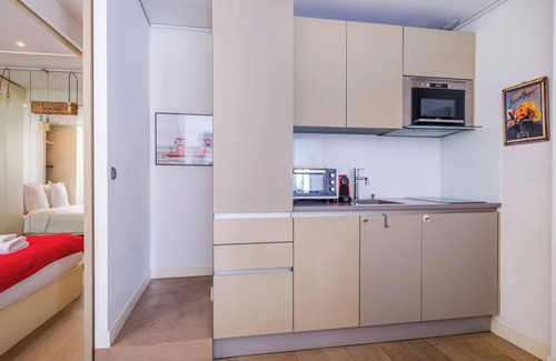 Arsenal Apartment | Paris Marais Bouquet Residence