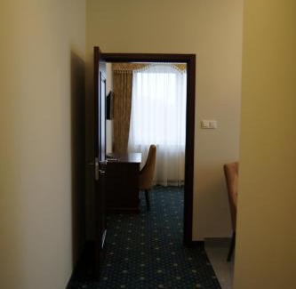 Łukow Resort | Parisel Palace Centrum Konferencyjno-Wypoczynkowe Klimki pod Łukowem