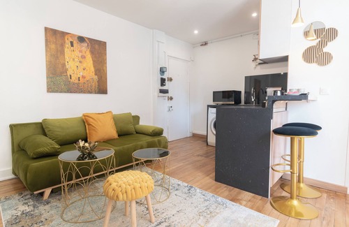 Ivry-port Apartment | Parisian & Chic Appartement -15’ min from Paris Center
