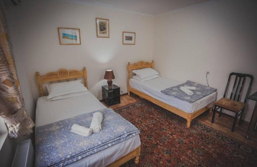 Bukhara Bed & Breakfast | Parivash B&B - Standard Twin Room 1